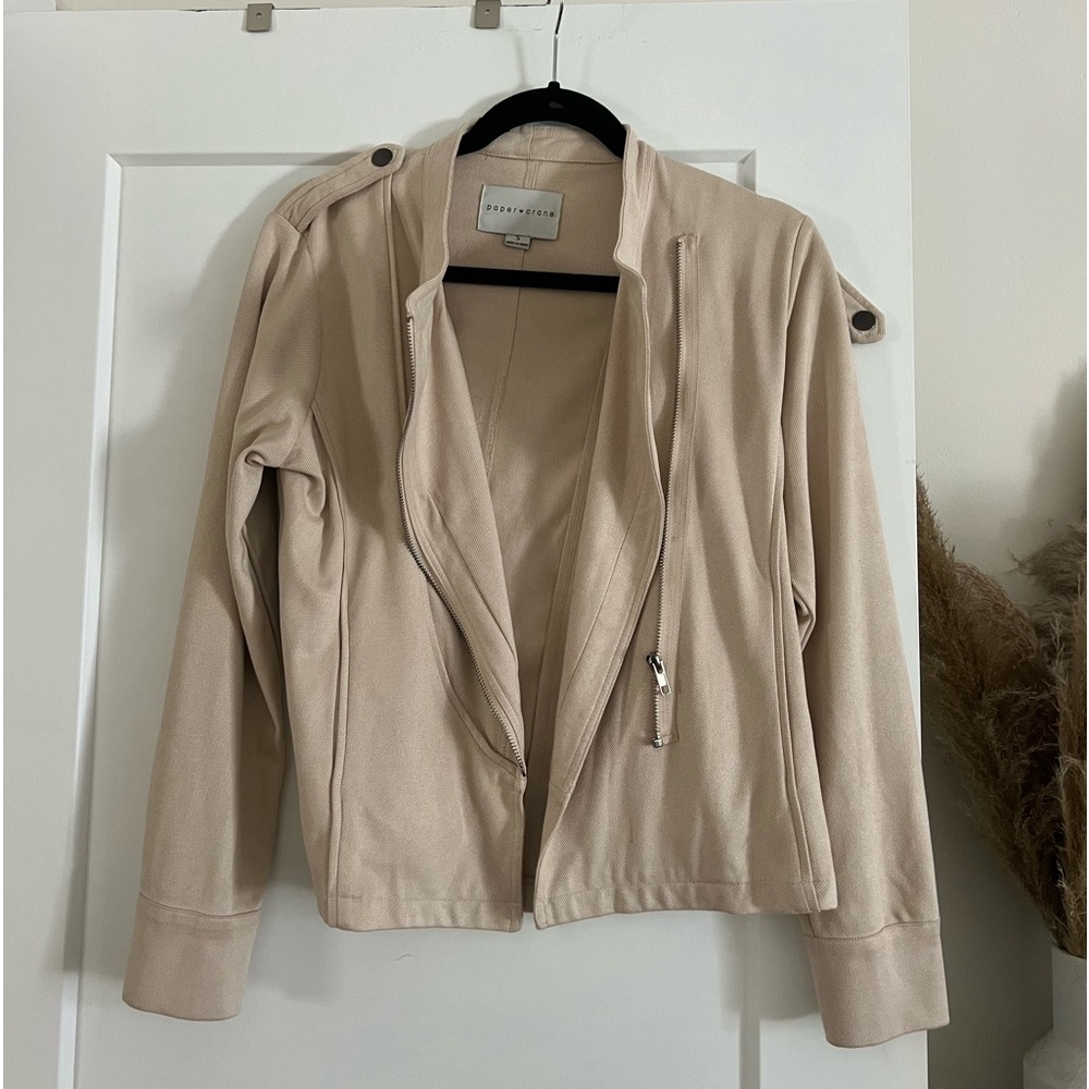 𝅺paper Crane Moto style asymmetrical jacket NWT cream tan size small